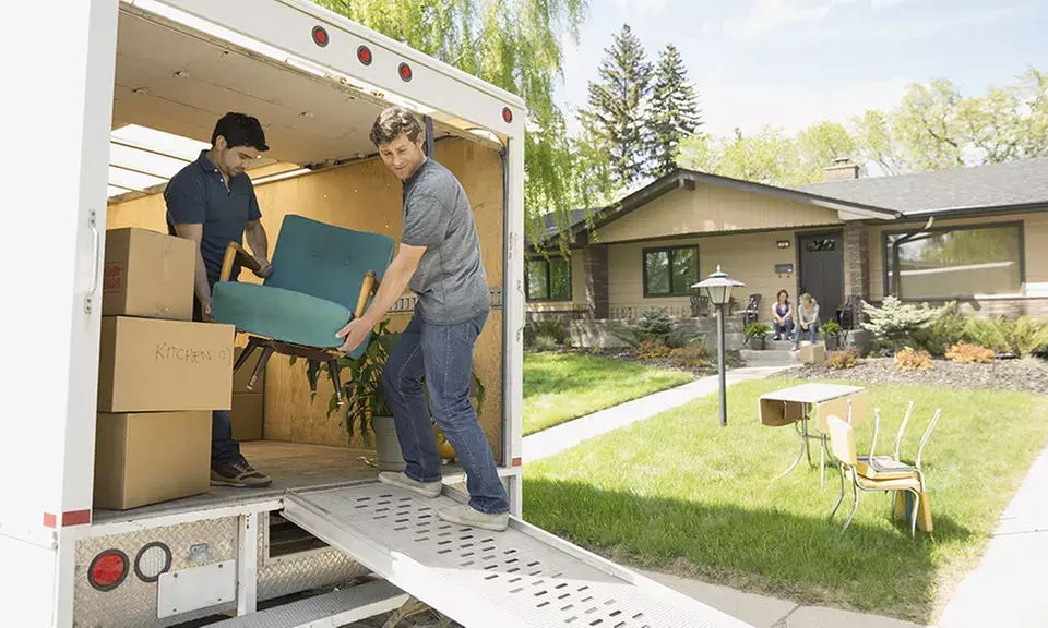 Moving House, Student Moves