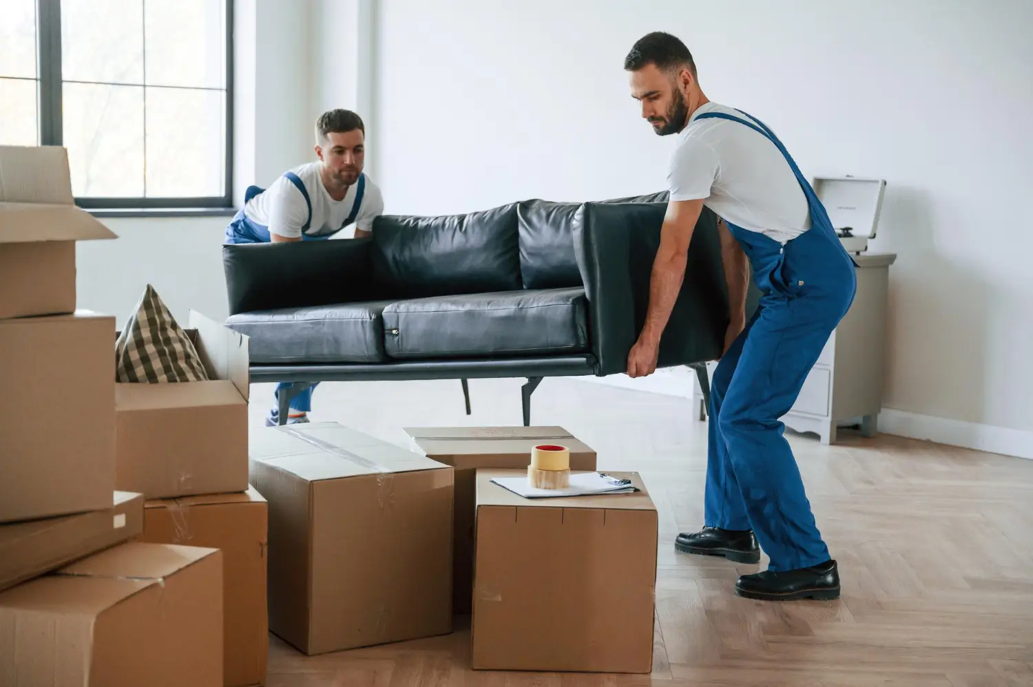 House Removals King George V Dock