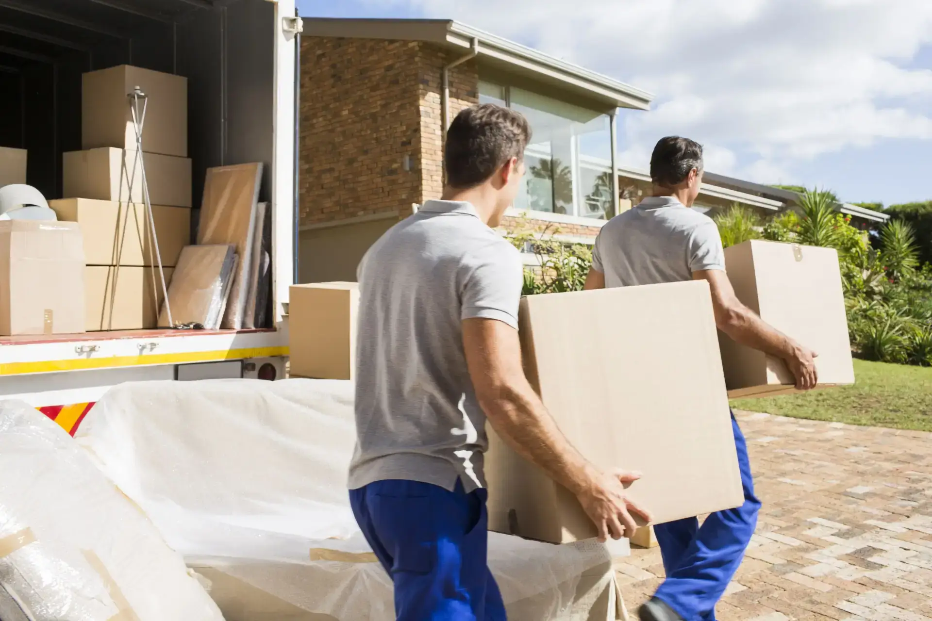 How-to-Pack-Boxes-for-Moving-10 (1)
